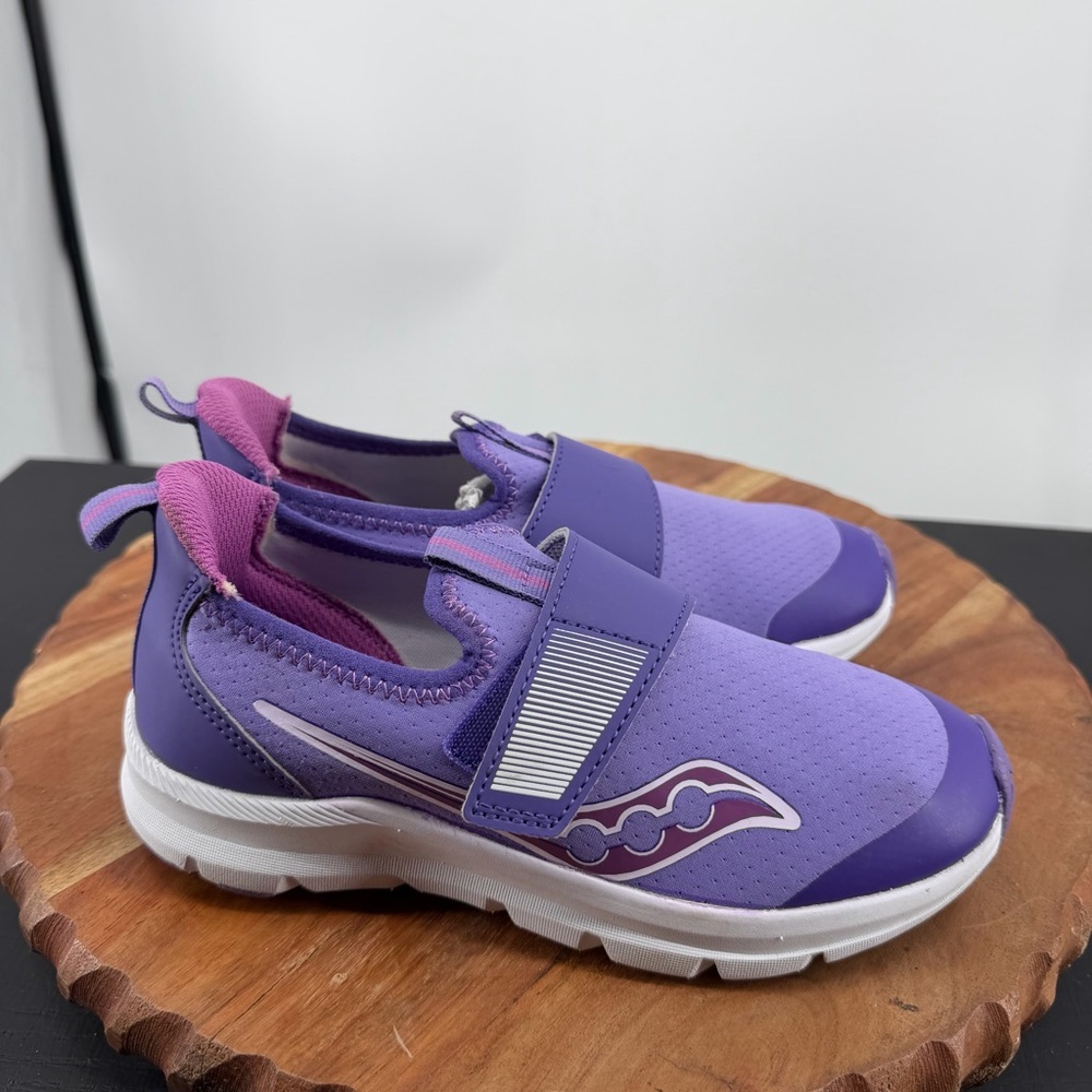 Saucony Kids' Breeze Sport Shoes - Pink and Purple little girls sz 2
